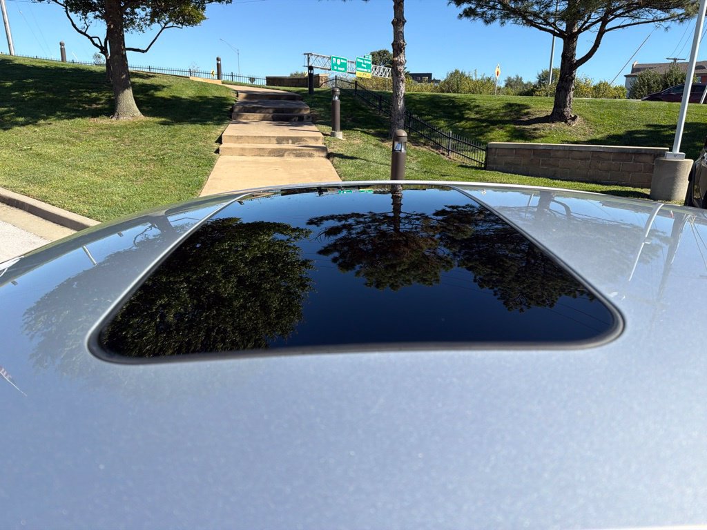 Used 2018 Ford Fusion SE FWD image 21