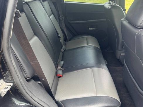 Used 2009 Jeep Grand Cherokee Laredo image 14
