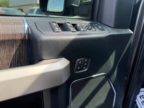 Used 2020 Ford F250 Lariat w/ Tremor Off-Road Package AWD/4WD image 16