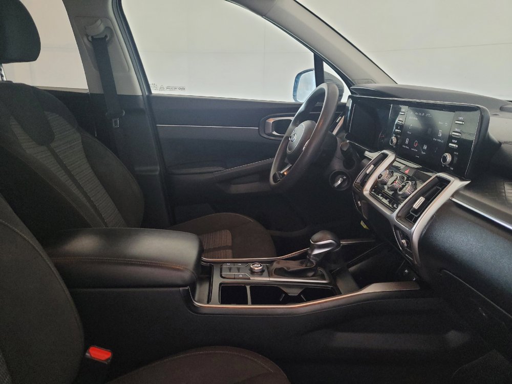 Used 2021 Kia Sorento LX FWD image 21