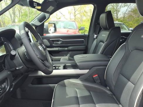 New 2026 RAM 1500 Laramie AWD/4WD image 13