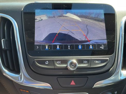 Used 2019 Chevrolet Equinox Premier AWD/4WD image 14