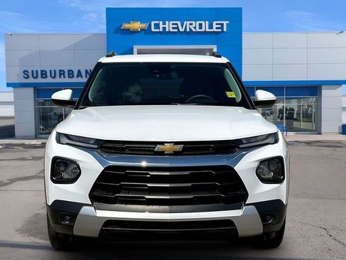Used 2023 Chevrolet TrailBlazer LT image 3