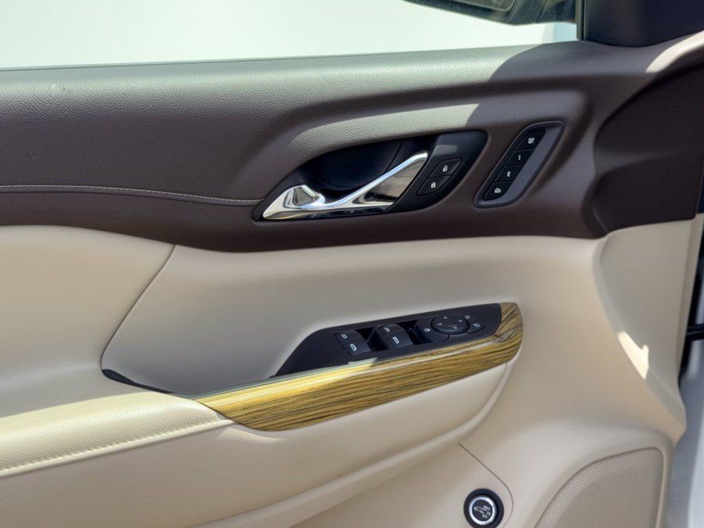Used 2019 GMC Acadia Denali FWD image 15