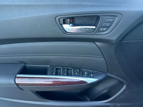 Certified 2016 Acura TLX V6 w/ Technology Package FWD image 11