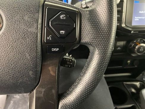 Used 2019 Toyota 4Runner TRD Off-Road Premium AWD/4WD image 18