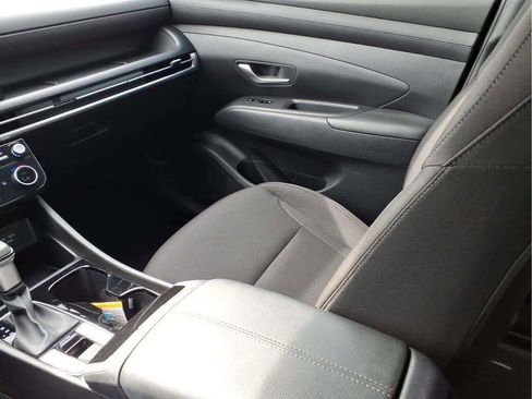 Used 2025 Hyundai Tucson SEL FWD image 13