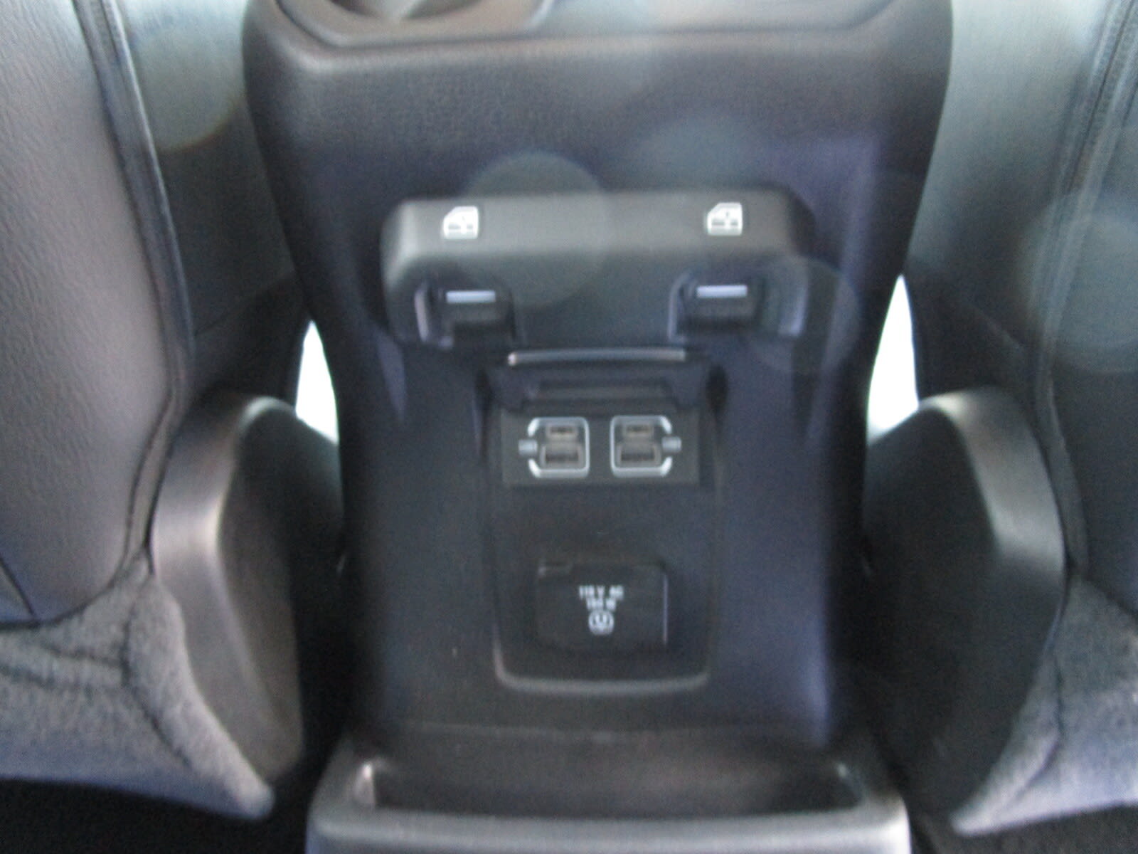 Used 2021 Jeep Wrangler Unlimited Sahara w/ Cold Weather Group AWD/4WD image 18