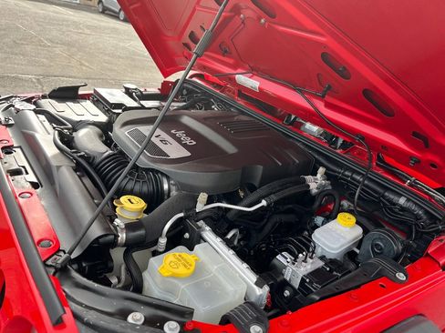 Used 2015 Jeep Wrangler Unlimited Sport w/ Quick Order Package 24S image 37