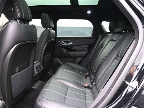 Used 2019 Land Rover Range Rover Velar S AWD/4WD image 21