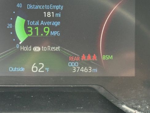 Used 2023 Toyota RAV4 XLE Premium image 33