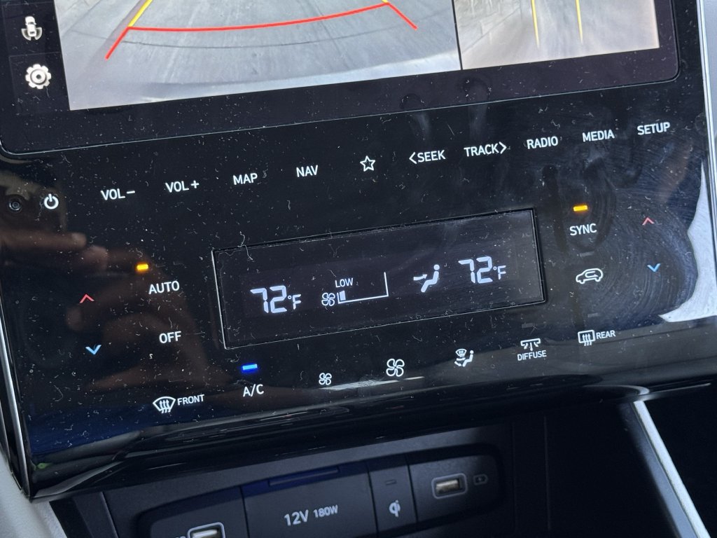 Used 2022 Hyundai Tucson Limited FWD image 17