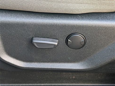 Used 2019 Ford F150 XLT w/ Equipment Group 301A Mid image 16