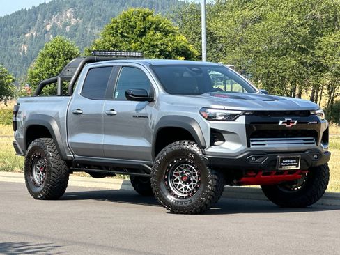 Used 2024 Chevrolet Colorado ZR2 w/ ZR2 Bison Edition AWD/4WD image 1