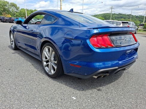 Used 2022 Ford Mustang GT Premium w/ Equipment Group 401A RWD image 5