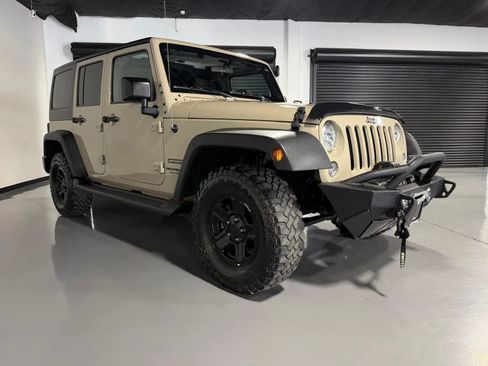 Used 2017 Jeep Wrangler Unlimited Sport w/ Connectivity Group AWD/4WD image 3