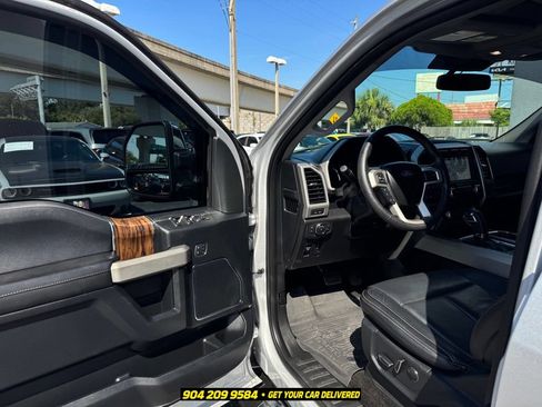 Used 2018 Ford F150 Lariat w/ Equipment Group 502A Luxury AWD/4WD image 22