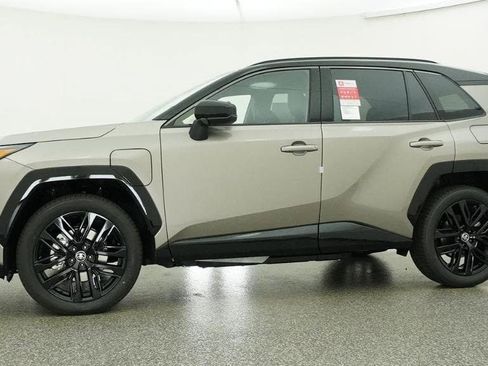 New 2026 Toyota RAV4 XSE AWD/4WD image 18