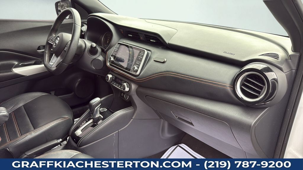 Used 2018 Nissan Kicks SR FWD image 34