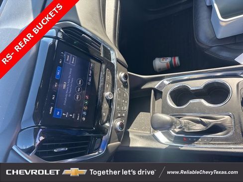 Used 2021 Chevrolet Traverse RS image 31