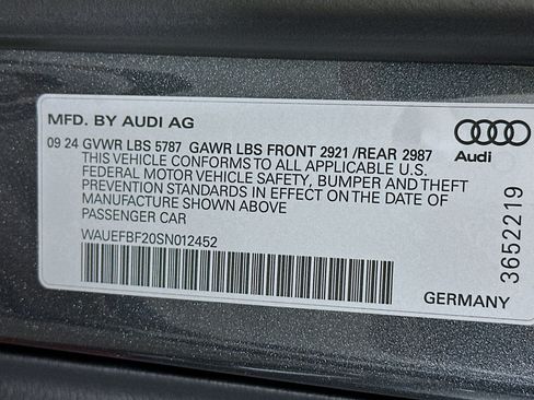 Used 2025 Audi S6 Premium Plus w/ Premium Plus Package AWD/4WD image 38