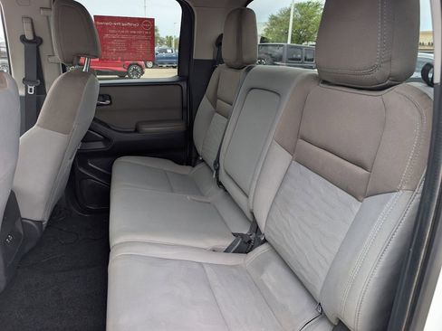 Certified 2023 Nissan Frontier SV image 27