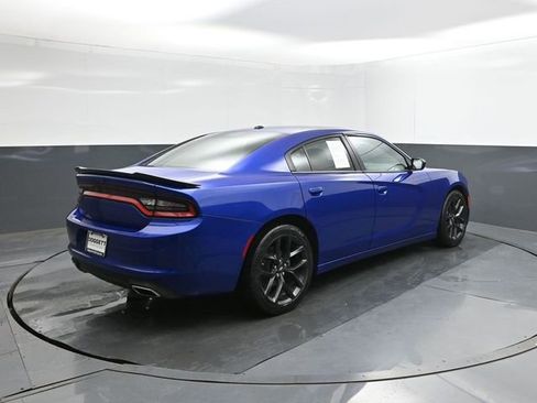 Used 2022 Dodge Charger SXT w/ Blacktop Package RWD image 8
