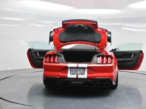 Used 2020 Ford Mustang Shelby GT500 w/ Technology Package RWD image 40