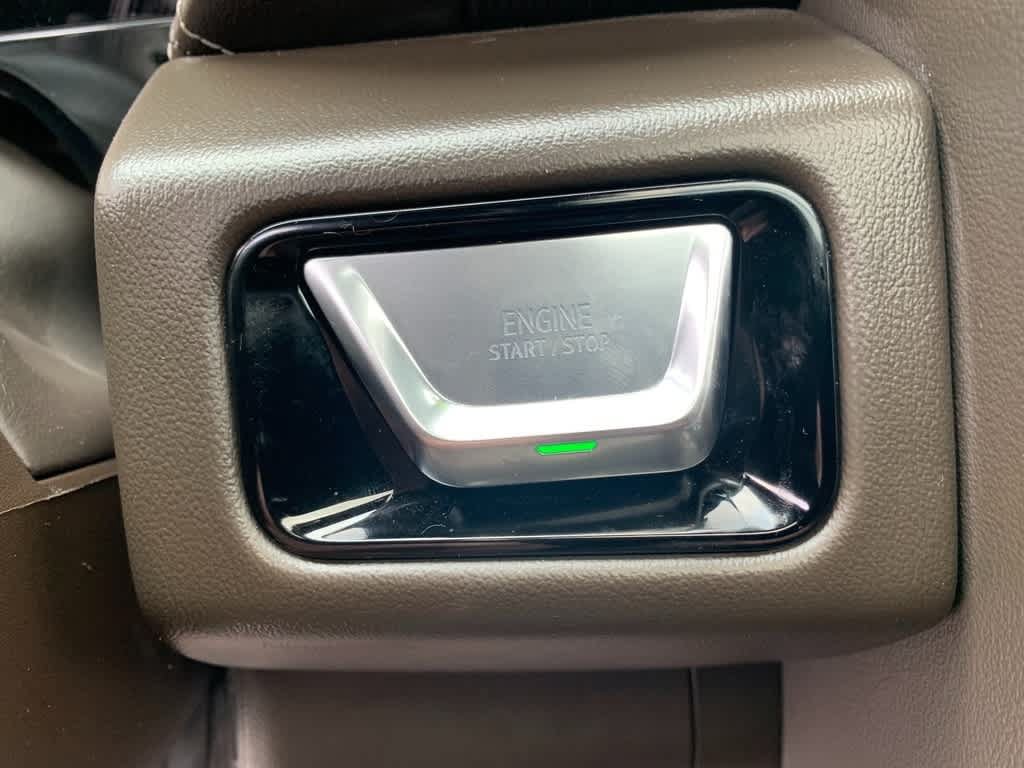 Used 2025 GMC Yukon Elevation w/ Technology Package AWD/4WD image 27