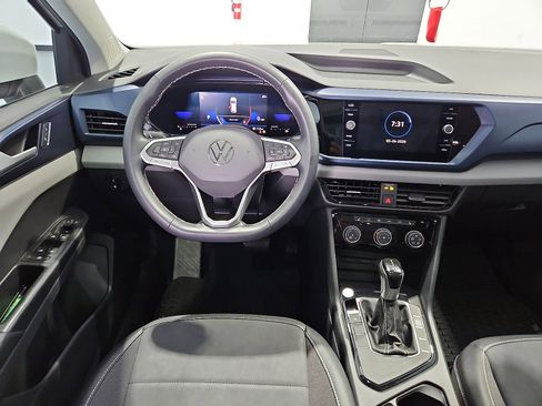 Certified 2023 Volkswagen Taos SE w/ Panoramic Sunroof Package FWD image 14