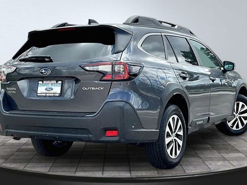Used 2025 Subaru Outback Premium w/ Popular Package #1A AWD/4WD image 6