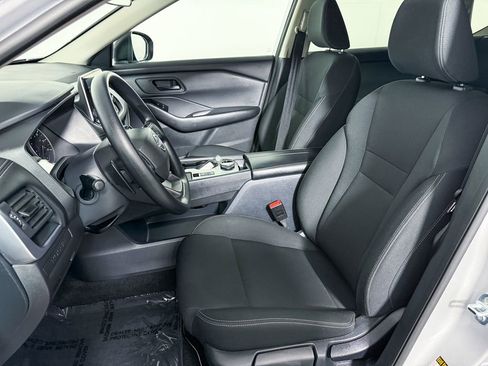 Certified 2025 Nissan Rogue S image 15