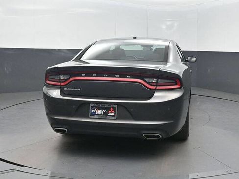 Used 2022 Dodge Charger SXT image 32