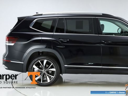Used 2025 Volkswagen Atlas SEL Premium R-Line AWD/4WD image 11