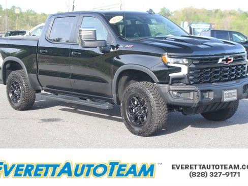 Used 2024 Chevrolet Silverado 1500 ZR2 w/ ZR2 Bison Edition AWD/4WD image 1