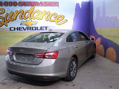 Used 2022 Chevrolet Malibu LT image 8