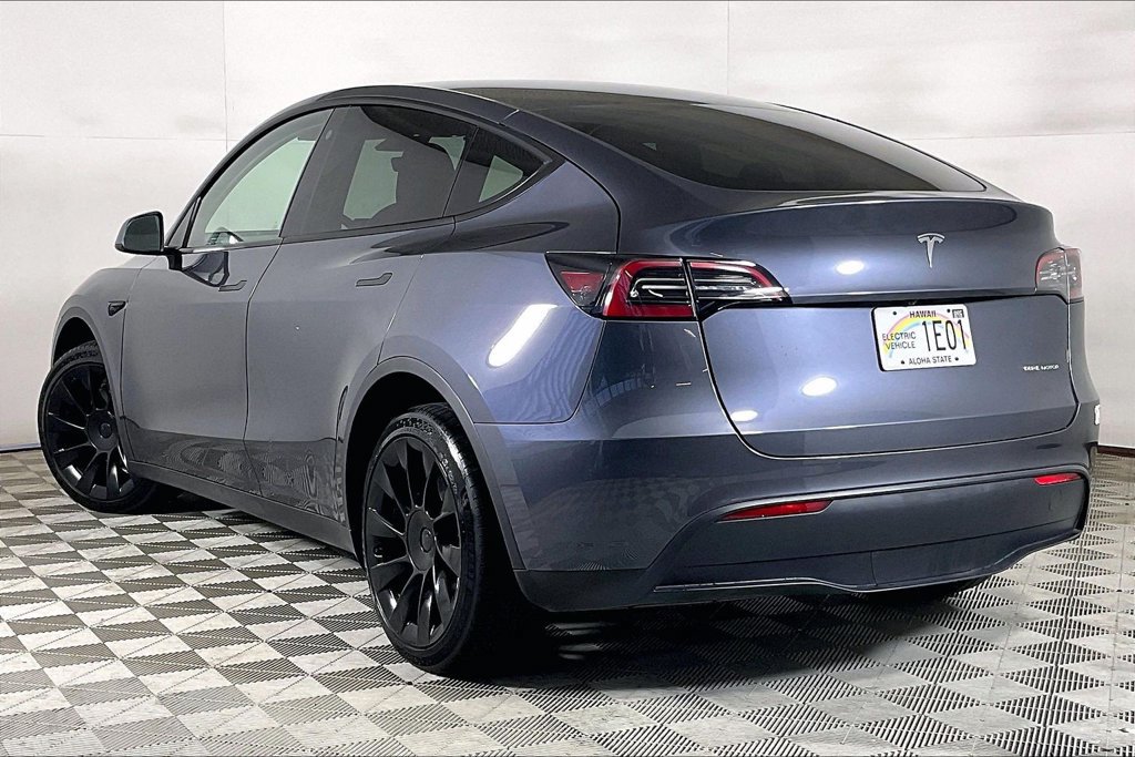 Used 2023 Tesla Model Y Long Range AWD/4WD image 13