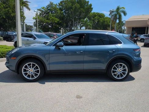 Used 2020 Porsche Cayenne AWD/4WD image 7