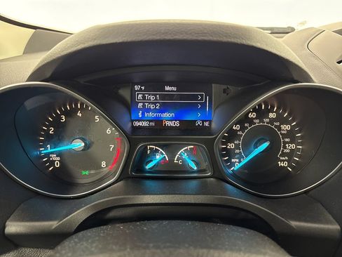 Used 2017 Ford Escape SE FWD image 21