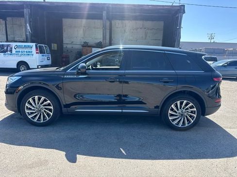 Used 2023 Lincoln Corsair Reserve FWD image 8