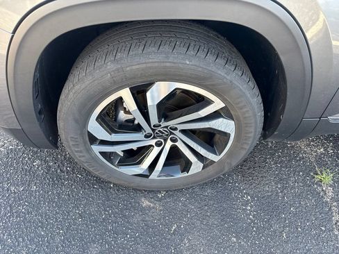 Used 2023 Volkswagen Atlas Cross Sport SEL AWD/4WD image 13