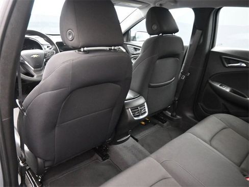 Used 2023 Chevrolet Malibu LT image 12