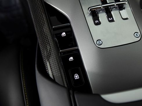 Used 2025 Ferrari Purosangue image 23