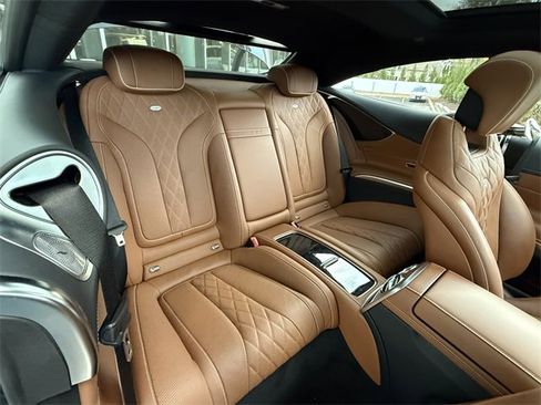 Used 2019 Mercedes-Benz S 560 4MATIC Coupe w/ AMG Line Exterior image 30