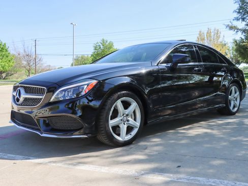 Used 2017 Mercedes-Benz CLS 550 4MATIC image 3