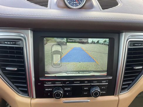 Used 2016 Porsche Macan S image 37