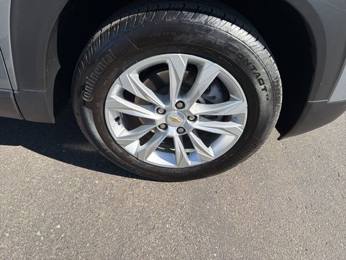 Used 2023 Chevrolet TrailBlazer LS image 30