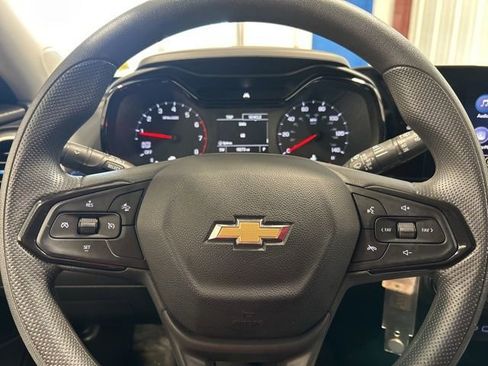 Used 2024 Chevrolet Trax LS w/ LS Convenience Package image 22