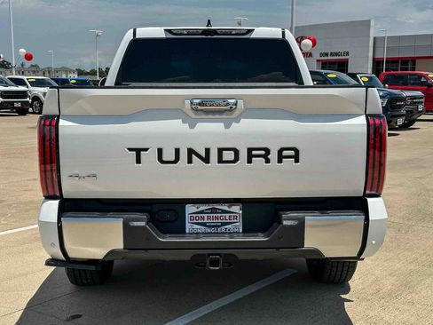 Used 2024 Toyota Tundra Limited AWD/4WD image 4