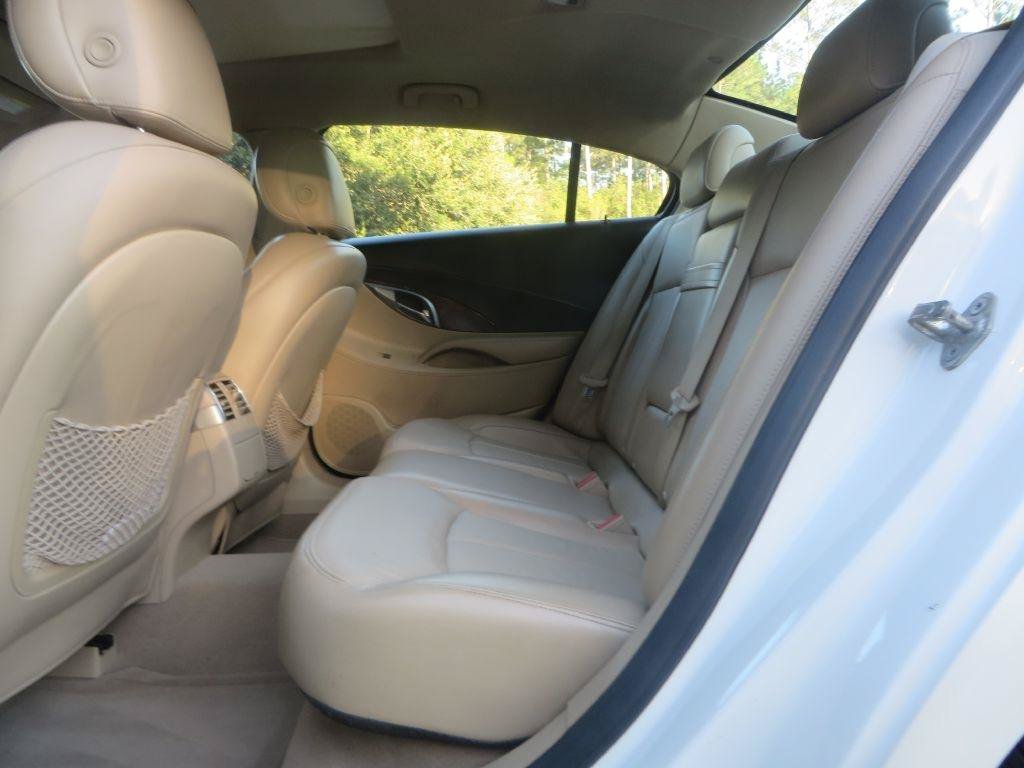 Used 2010 Buick LaCrosse CXL FWD image 17